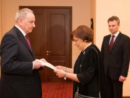 Президент Николае Тимофти принял верительные грамоты у пяти послов