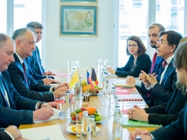 Глава государства провел встречу с Министром-президентом Валлонии
