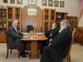 Президент провёл встречу с двумя иерархами Молдавской митрополии