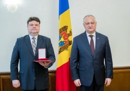 Президент Республики Молдова вручил Орден Почёта Послу Республики Беларусь