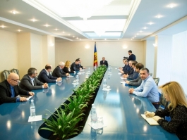Президент Республики Молдова провел встречу с производителями животноводческой и растениеводческой продукции