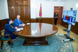 Глава государства провел заседание Кризисного центра по управлению ситуацией, вызванной пандемией коронавируса