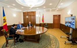 Игорь Додон провел заседание Кризисного центра по управлению ситуацией, вызванной пандемией
