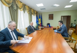 Șeful statului întreprinde o vizită de lucru în raioanele Drochia și Glodeni