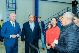 Şeful statului s-a familiarizat cu activitatea a doi agenți economici din raionul Călărași