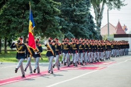 Șeful statului a participat la Ceremonia de decorare a contingentului Armatei Naţionale care a participat la parada militară de la Moscova 