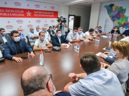 Глава государства принял участие в заседании парламентской фракции ПСРМ