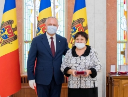 Igor Dodon a conferit înalte distincții de stat unui grup de cetățeni ai Republicii Moldova