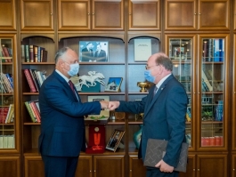 Глава государства провел встречу с Послом Российской Федерации