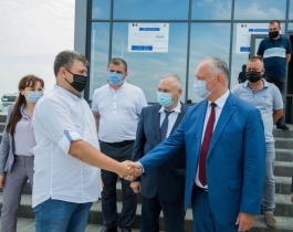Șeful statului a vizitat două întreprinderi din raionul Criuleni