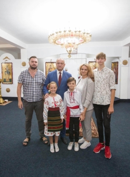 Președintele țării a vizitat spitalul raional Criuleni și o familie numeroasă