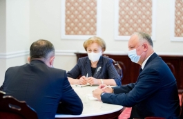 Игорь Додон, Зинаида Гречаный и Ион Кику приняли участие в еженедельном совещании