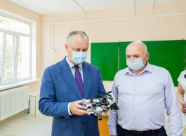 Igor Dodon a participat la festivitatea de redeschidere a unui bloc al Liceului Teoretic „Ivan Vazov” din raionul Taraclia