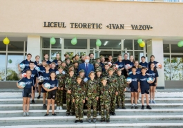 Igor Dodon a participat la festivitatea de redeschidere a unui bloc al Liceului Teoretic „Ivan Vazov” din raionul Taraclia