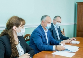 Președintele Republicii Moldova a avut o întrevedere cu conducerea și primarii raionului Fălești