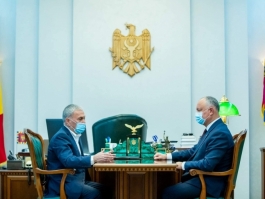 Глава государства провел встречу с директором компании «Лукойл-Молдова»
