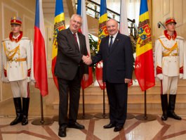 Președintele Nicolae Timofti a avut o întrevedere cu președintele Republicii Cehe, Miloš Zeman