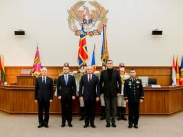 Igor Dodon l-a prezentat pe noul ministru al Apărării efectivului ministerului