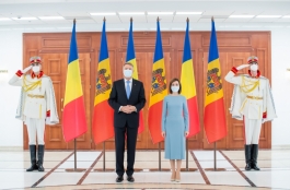 Президент Республики Молдова Майя Санду приняла в Кишинэу Президента Румынии Клауса Йоханниса