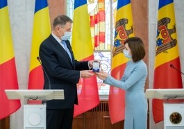 Президент Республики Молдова Майя Санду приняла в Кишинэу Президента Румынии Клауса Йоханниса