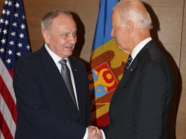 Președintele Nicolae Timofti a avut o întrevedere cu vice-președintele SUA, Joseph Biden