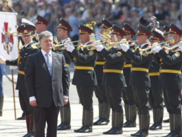 Президент Николае Тимофти принял участие в церемонии инаугурации президента Украины Петра Порошенко
