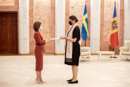 Președintele Maia Sandu a primit scrisorile de acreditare din partea noilor ambasadori ai Regatului Suediei și Uniunii Europene
