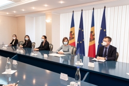 Președintele Maia Sandu a discutat cu un grup de Senatori din Republica Cehă