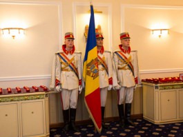 Președintele Republicii Moldova, Nicolae Timofti, a înmânat distincţii de stat unui grup de cetățeni