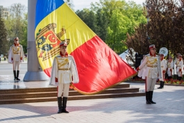 Президент Майя Санду по случаю Дня Государственного флага: «Для наших граждан, независимо от профессии, языка, этнической принадлежности, возраста и других критериев, есть место под Триколором Республики Молдова» 