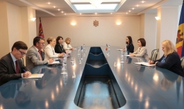 Șefa statului s-a întâlnit cu delegația Grupului parlamentar de prietenie Franța-Moldova din cadrul Senatului Republicii Franceze