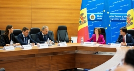 Președinta Maia Sandu a discutat cu ambasadorii  Republicii Moldova despre prioritățile politicii externe