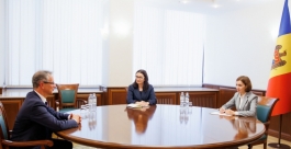 Глава государства провела встречу с главой Миссии ОБСЕ в Молдове Клаусом Нойкирхом по случаю завершения его полномочий в нашей стране