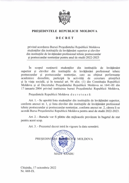 Президент Майя Санду предоставила стипендию Президента 15 ученикам и студентам страны