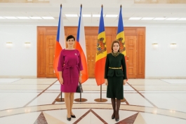 Президент Майя Санду побеседовала с председателем Палаты депутатов парламента Чешской Республики Маркетой Пекаровой Адамовой