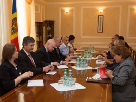 President Nicolae Timofti meets French senators