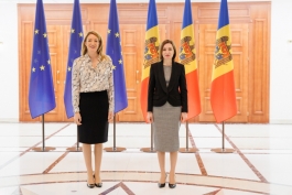 Președinta Maia Sandu, în discuție cu Președinta Parlamentului European, Roberta Metsola: „Avem nevoie de susținere pentru a depăși consecințele războiului și pentru a începe cât mai rapid negocierile de aderare”