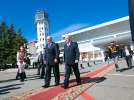 Președintele Republicii Moldova, Nicolae Timofti, și președintele Republicii Belarus, Alexandr Lukașenko, au participat la inaugurarea Centrului comercial Keramin 