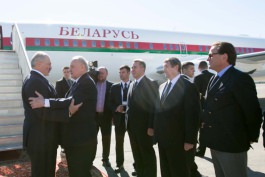 Moldovan, Belarusian presidents attend inauguration of shopping centre in Chisinau