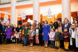 Șefa statului a participat la serbarea de Crăciun organizată pentru copiii militarilor și ai angajaților civili ai Armatei Naționale
