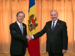 Președintele Republicii Moldova, Nicolae Timofti, i-a înmânat „Ordinul de Onoare” ambasadorului Japoniei, Toichi Sakata