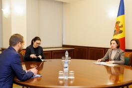 Глава государства встретилась с Послом ЕС Янисом Мажейксом
