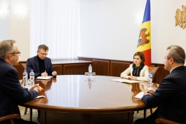 Șefa statului a discutat cu Koen Davidse, directorul executiv al Grupului Băncii Mondiale, venit la Chișinău
