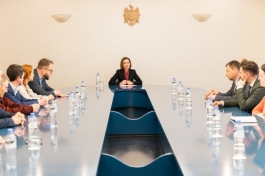 Президент Майя Санду обсудила с группой представителей гражданского общества вопрос о Национальном собрании «Европейская Молдова» 21 мая