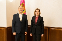Șefa statului l-a decorat pe maestrul internațional la șah, Viorel Iordachescu, cu distincția „Ordinul Republicii”