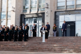 Президент Майя Санду в День государственного флага: «Молдова - это Европа, мы мирный народ и хотим жить у себя дома в условиях демократии и благополучия»