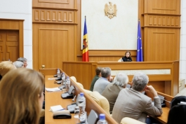 Șefa statului  a discutat cu oamenii de cultură despre Adunarea „Moldova Europeană”, din 21 mai 