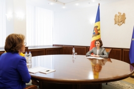 Президент Майя Санду обсудила с сенатором Парламента Румынии Николетой Паулюк вопросы в области безопасности