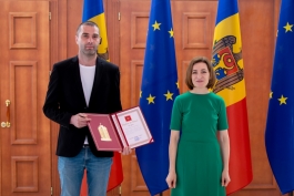 Președinta Republicii Moldova, Maia Sandu, a înmânat distincții și diplome celor care au contribuit la succesul summitului Comunității Politice Europene