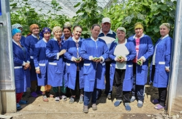 Президент Майя Санду посетила крестьянское хозяйство в Унгень: «2023 год - это поддержка малых и средних предпринимателей»
